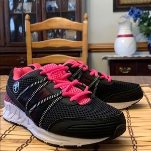 Xersion XN Runamatic GS BLK PNK SLV 011 Sz 6Med